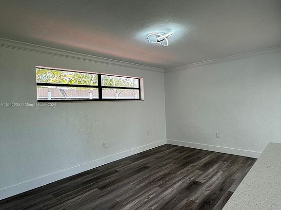3rd image of 6765 Arbor Dr