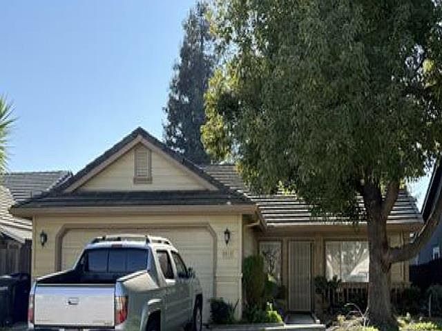1st image of 4812 Devereaux Way