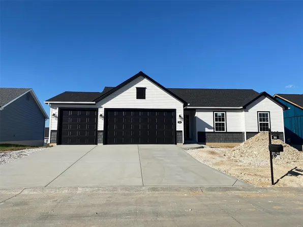 364 Birchwood Dr, Moscow Mills, MO 63362