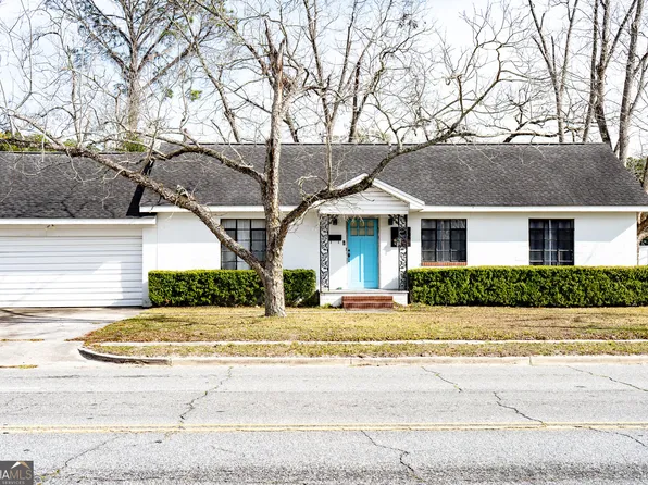 1615 Brunel St, Waycross, GA 31501