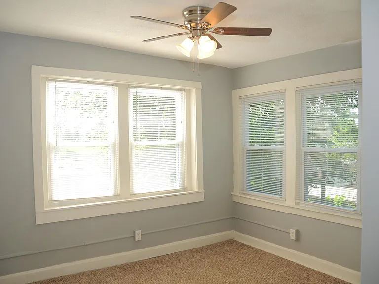3336 Gillham Rd #1E — Photo 6