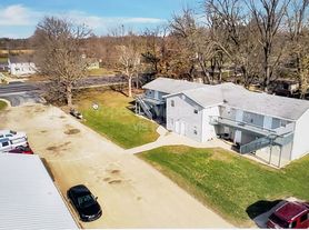 1608 E Rock Falls Rd, Rock Falls, IL