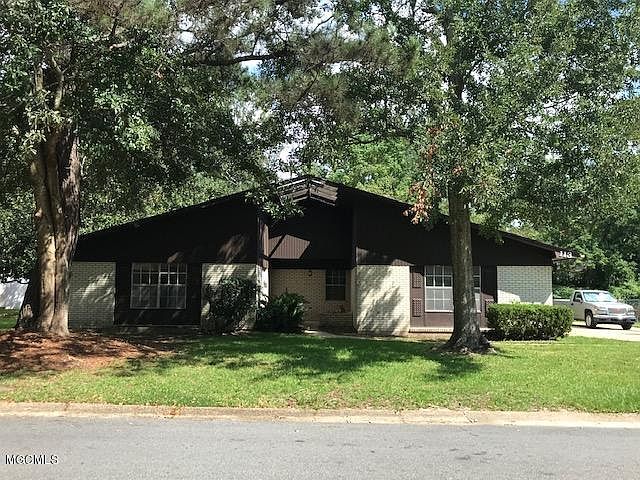 1st image of 113 La Branche Ave
