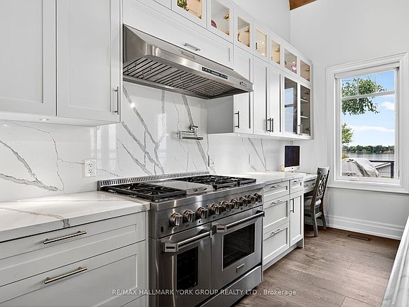 4th image of 10 Grills Rd