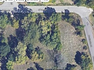 20523 W 71st St, Shawnee, KS 66218