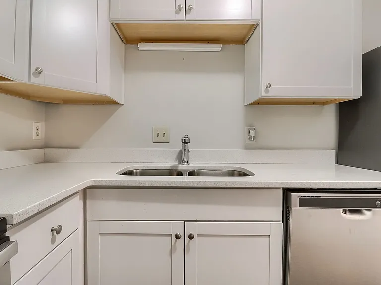 1000 Sandlin Pl #A — Photo 9