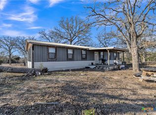 895 Patterson Rd, Flatonia, TX 78941