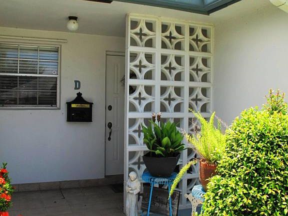 entrance to villa