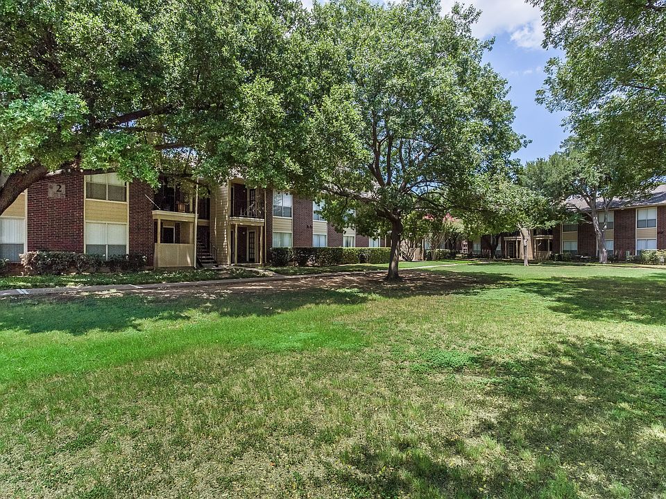 Charter Oak Apartments - 105 E Harwood Rd Euless, TX | Zillow