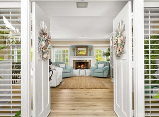 9442 Tiki Cir, Huntington Beach, CA 92646