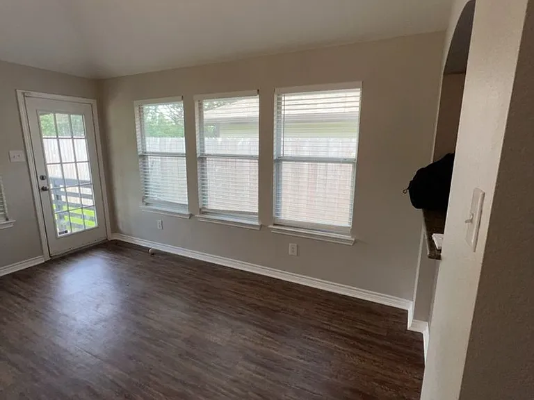 2602 Alexander Valley Ct — Photo 4
