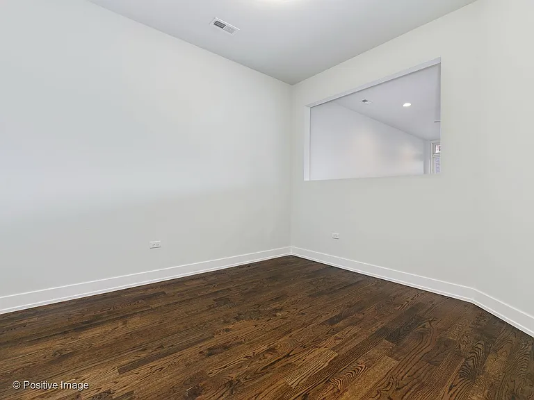 1511 N Sedgwick St — Photo 14
