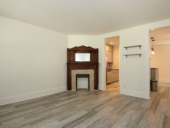 5th image of 1442 N Illinois St