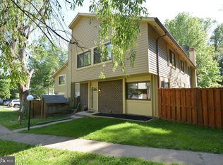 10709 Spring Oak Ct, Burke, VA 22015