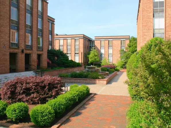 1400 Kenesaw Ave APT 32G, Knoxville, TN 37919