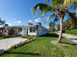 555 NW 96th St #F, Miami, FL 33150