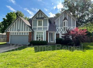 9201 W 112th Ter, Overland Park, KS 66210
