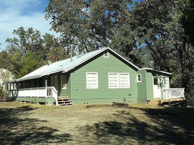 33027 Weatherly Ln photo 1