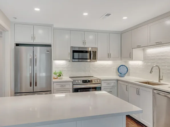 4215 Harding Pike APT 403, Nashville, TN 37205