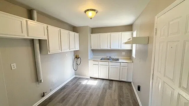 4 bed, 2.0 bath, 925 sqft, $1,525 — Photo 4