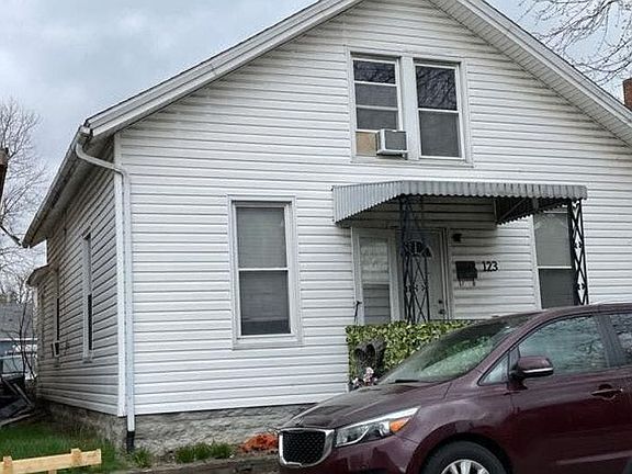 3rd image of 123 S Franklin St