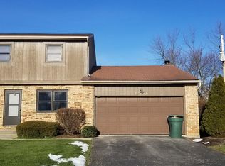 2344 Laurelwood Dr #10, Columbus, OH 43229