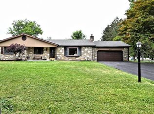 810 Lilac Ln, Warminster, PA 18974