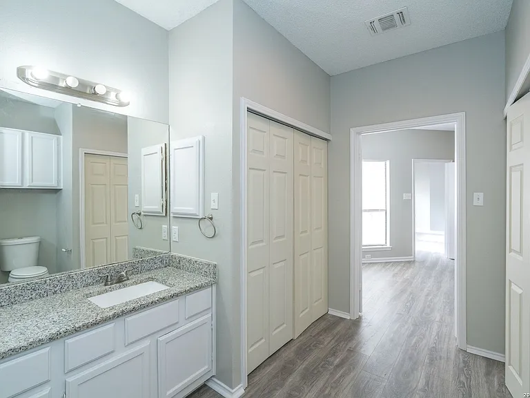 2826 Village Pkwy — Photo 31
