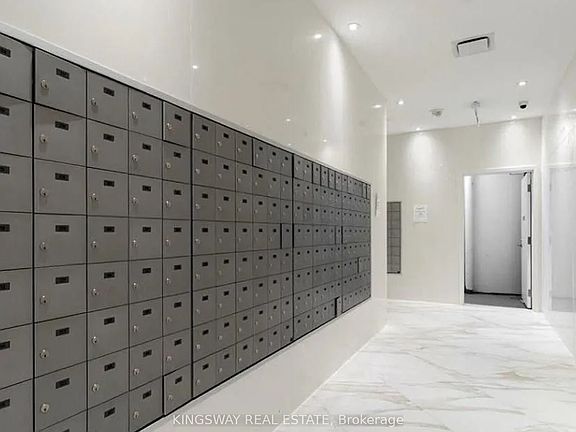 5th image of 3900 Confederation Pkwy #413