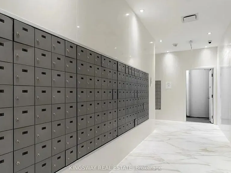 3900 Confederation Pkwy #413 — Photo 5