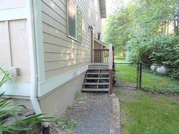 3rd image of 24828 124th St SE #A