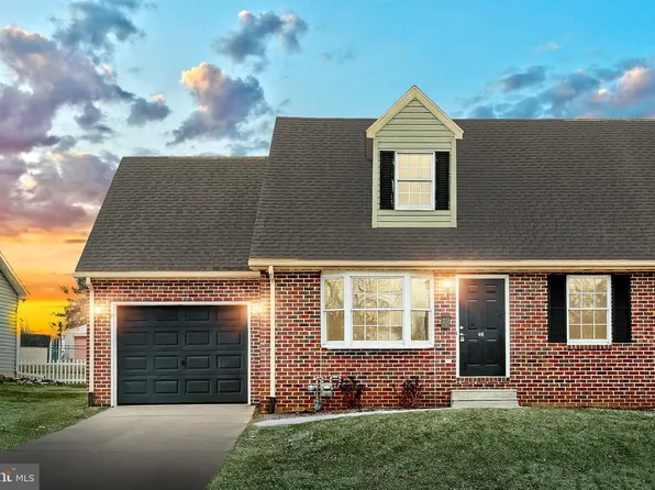 441 Grant Dr, Hanover, PA 17331