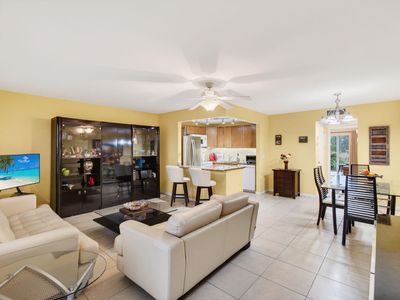 386 Grantham F, Deerfield Beach, FL, 33442