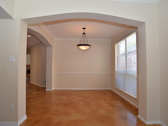 5th image of 2317 Henley Ct