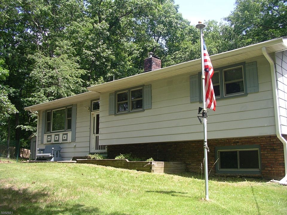 1st image of 109 Birch Dr