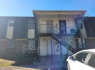 245 Greenway St APT 14, Dyersburg, TN 38024