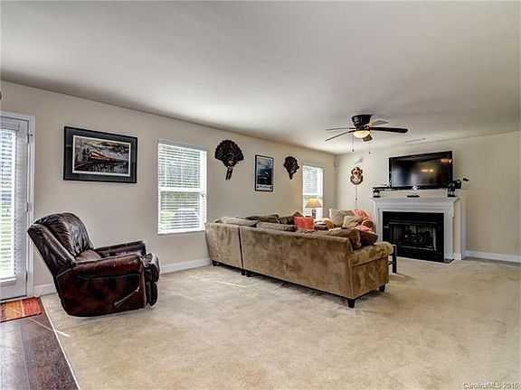 4th image of 9002 Cranbourn Ct