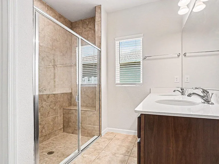 11325 Streamsong Dr — Photo 18