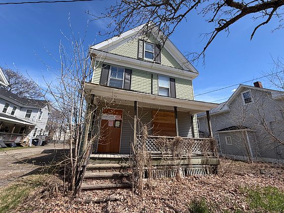4th image of 299 Essex Street