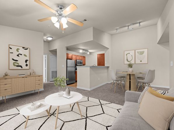 2500 Marketplace Dr #635