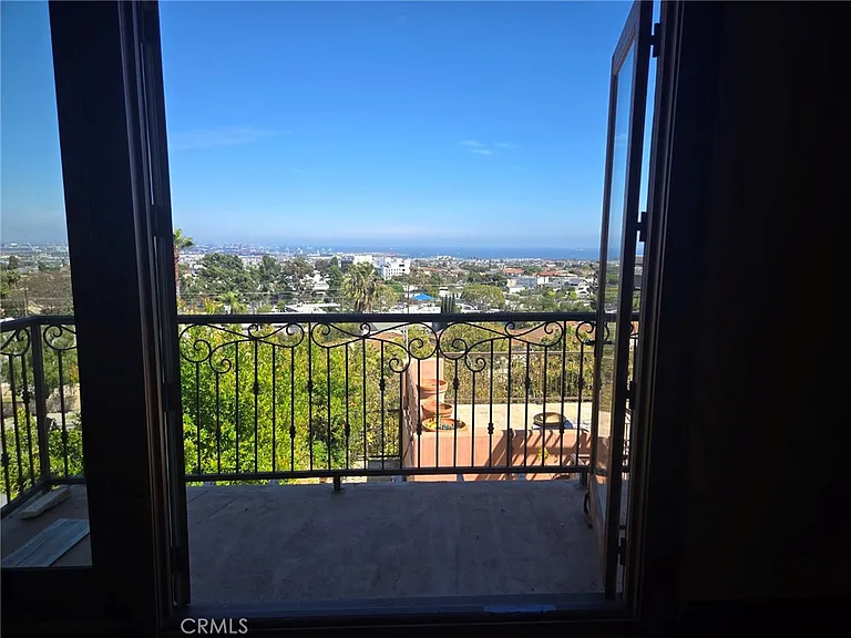342 Lois Ln — Photo 22