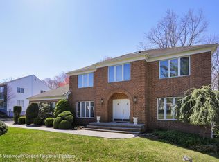 150 Yorkshire Dr, Morganville, NJ 07751