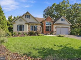 321 Chestnut Cir, Shippensburg, PA 17257