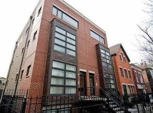 2235 W Lyndale St #P1, Chicago, IL 60647