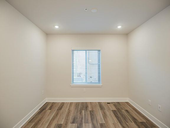 3rd image of 3707 Haverford Ave #2