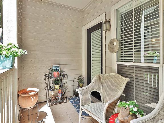 3rd image of 1330 Old Spanish Trl APT 6107