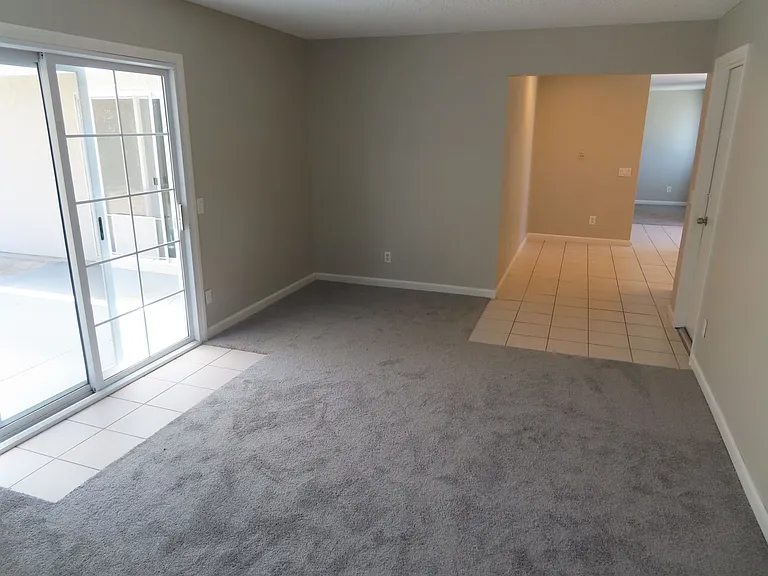 4912 Tyler St — Photo 11