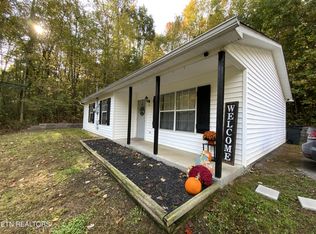151 Park Pl, Harriman, TN 37748