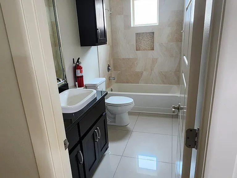 804 E Myrtle Beach Ave #3 — Photo 8