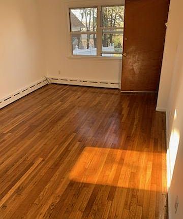 5th image of 336 Castleton Ave #1B